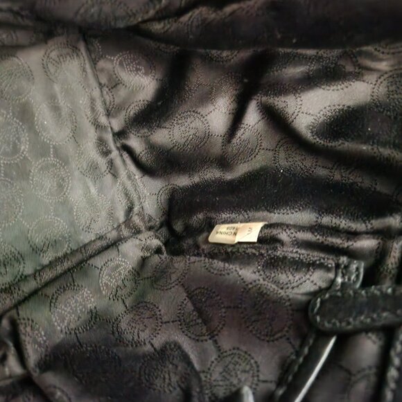 Michael Kors Black Leather 2 Way Shoulder Black/Handbag - Picture 12 of 12